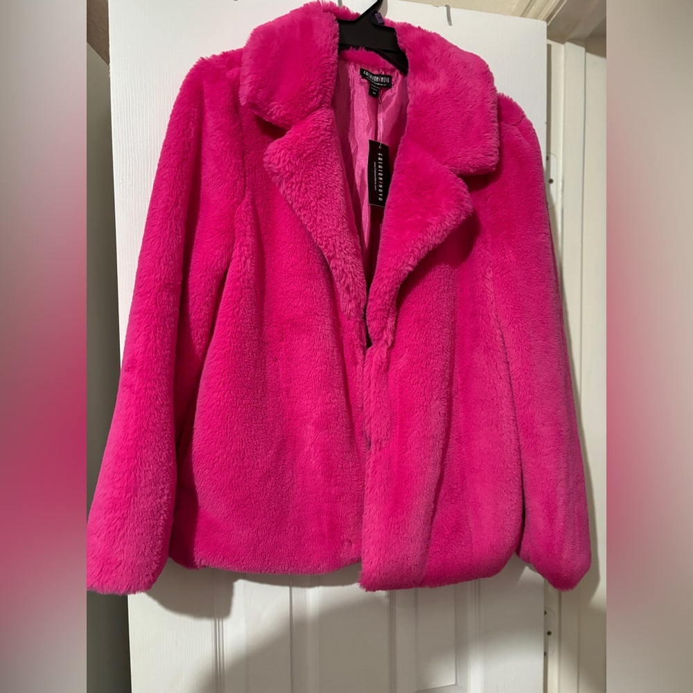 NWT HOT PINK Fashion Nova Faux Fur Coat Size medium